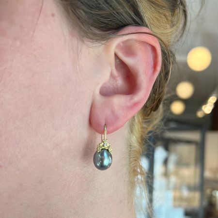 Flower Black Pearl Drop Earrings