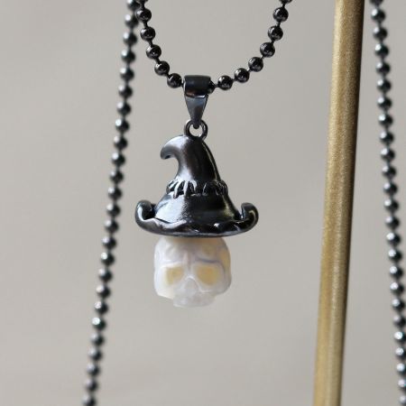 Skull Freshwater Pearl Necklace