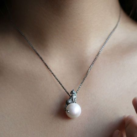 Black Panther Freshwater Pearl Pendant Necklace