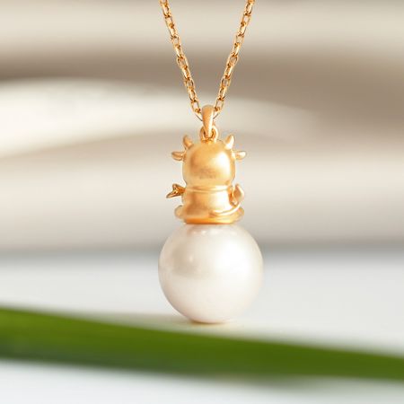 Cow Pendant Necklace