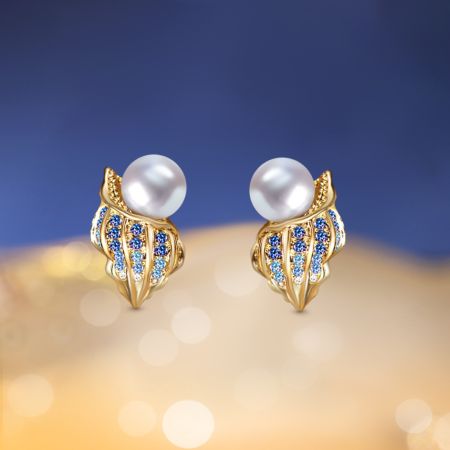 Conch Stud Earrings
