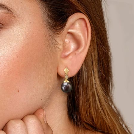 Black Pearl Drop Earrings