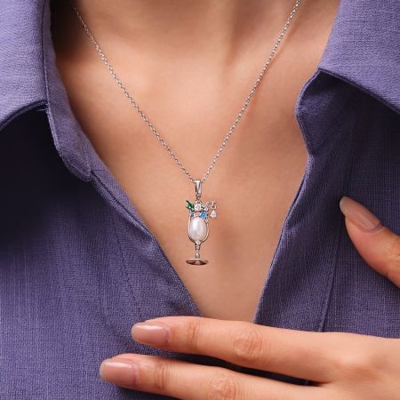 Cocktail Pendant Necklace