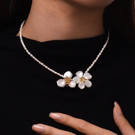 Flower Freshwater Pearl Necklace