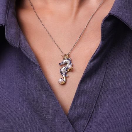 Seahorse Pendant Necklace