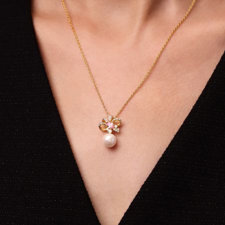 Ribbon Pendant Necklace