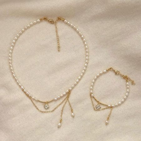 Four-leaf Clover Bracelet