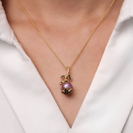 Leaves Pendant Necklace