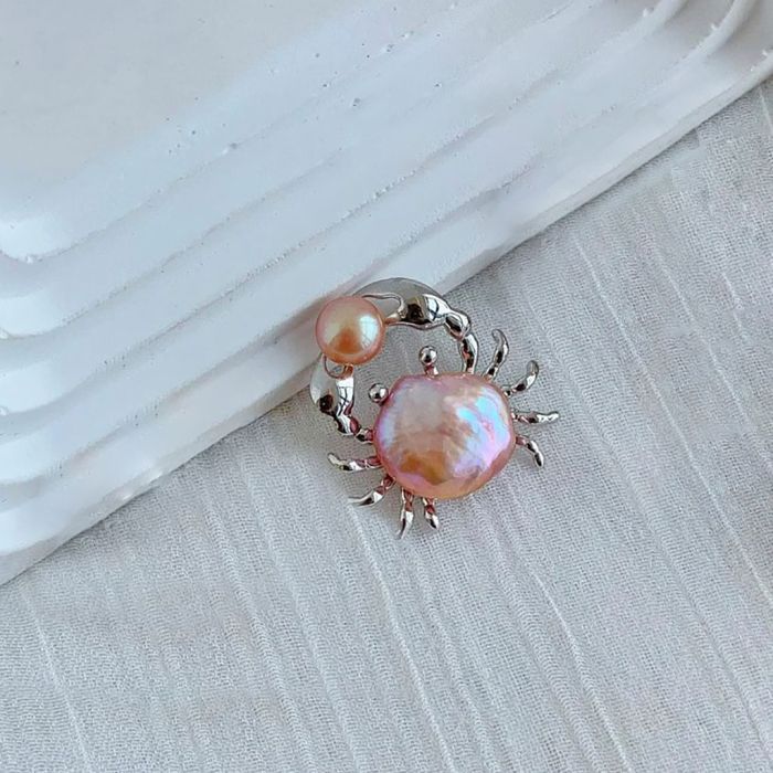 Crab Freshwater Pearl Pendant Necklace