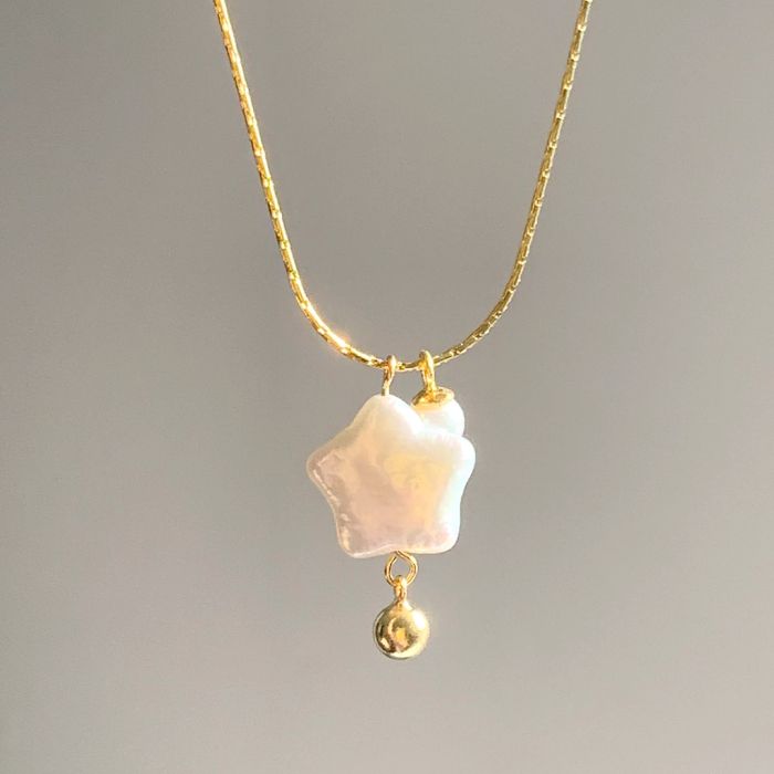 Star Freshwater Pearl Pendant Necklace