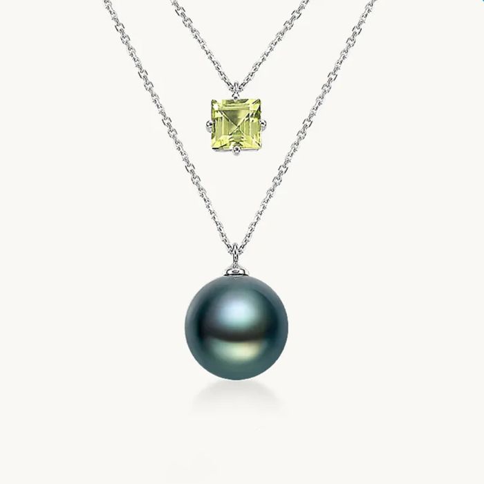 Pearl Pendant Necklace