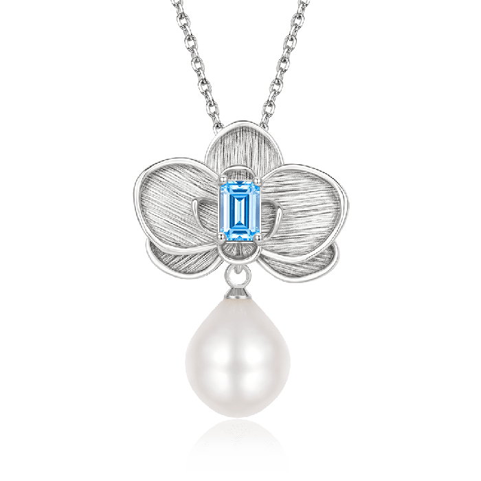 Flower Pendant Necklace