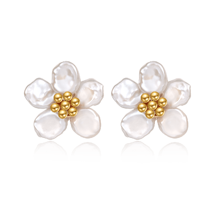Flower Pearl Stud Earrings
