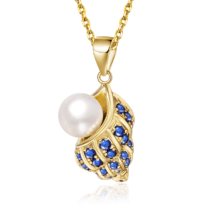 Conch Pendant Necklace